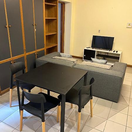 Departamentos Mitre Apartment เมนโดซา ภายนอก รูปภาพ