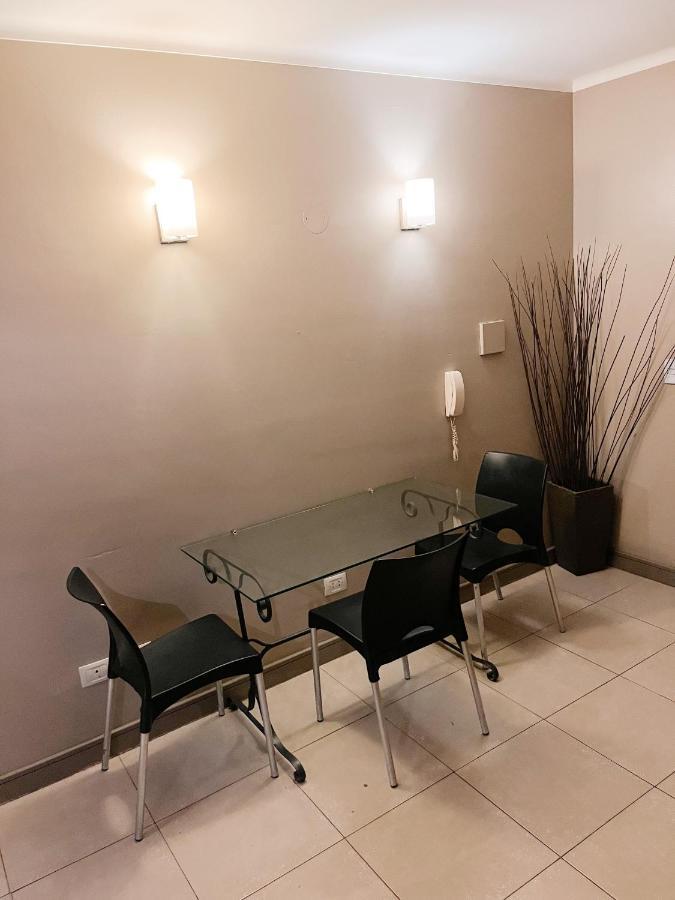 Departamentos Mitre Apartment เมนโดซา ภายนอก รูปภาพ