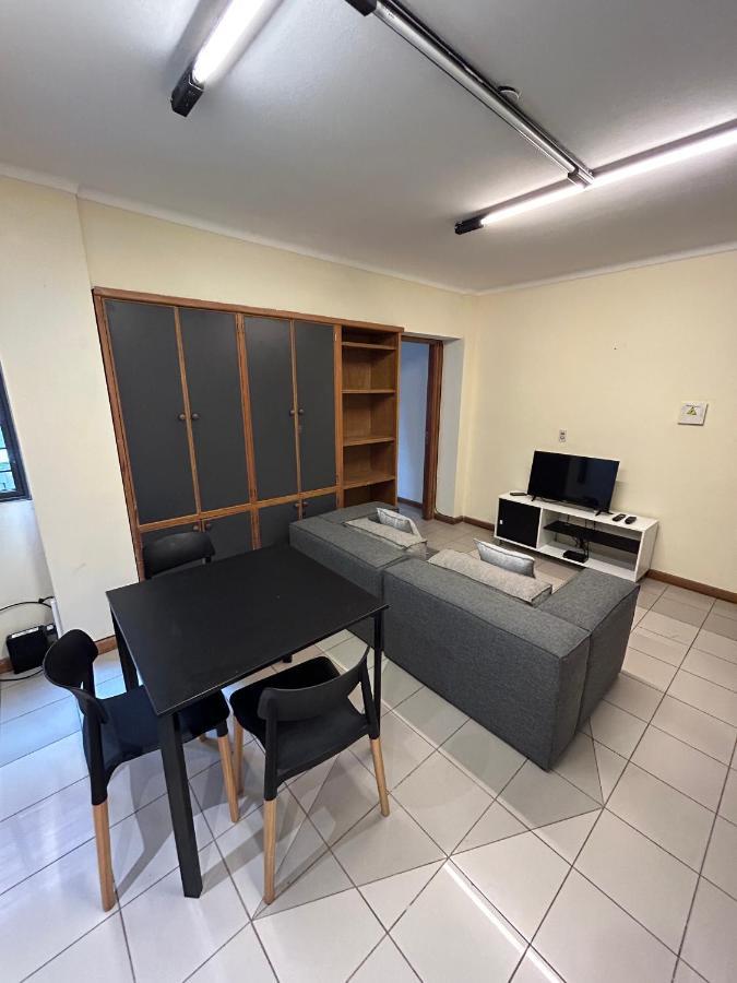 Departamentos Mitre Apartment เมนโดซา ภายนอก รูปภาพ