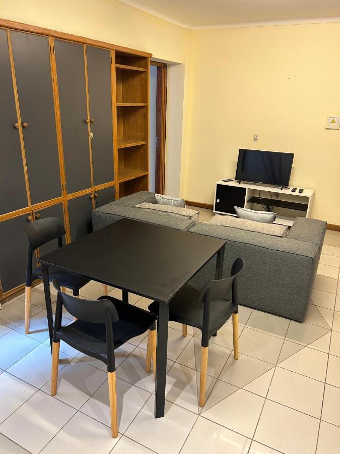Departamentos Mitre Apartment เมนโดซา ภายนอก รูปภาพ