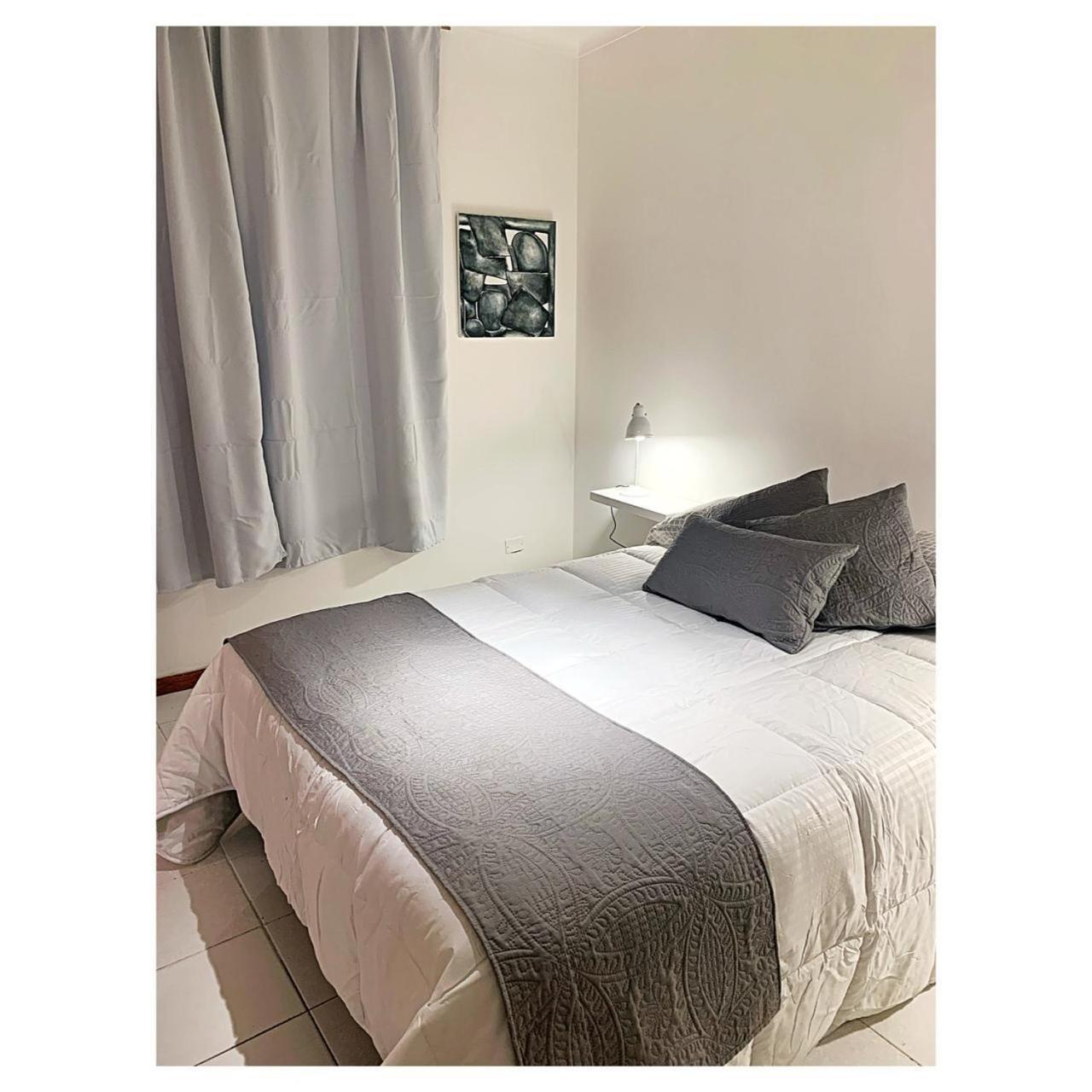 Departamentos Mitre Apartment เมนโดซา ภายนอก รูปภาพ